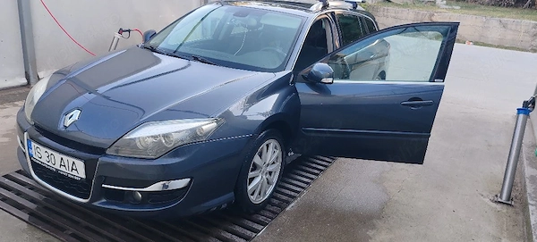 Renault laguna 3 2.0 4 control