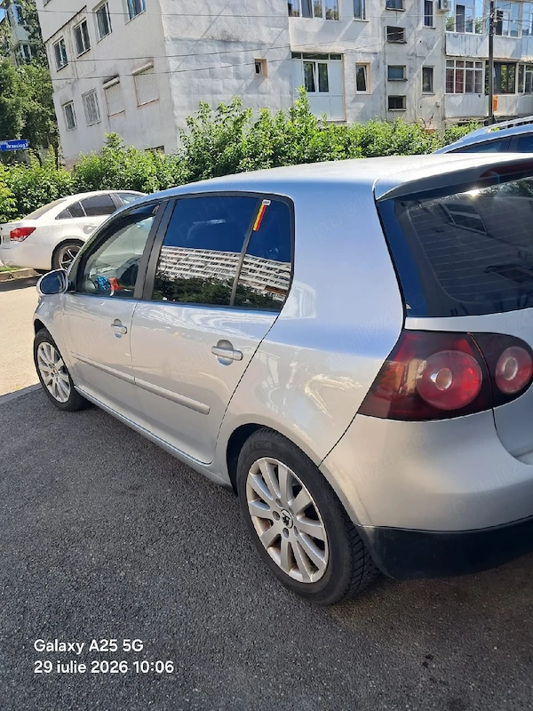 VOLKSWAGEN Golf 2004 — imagine 5