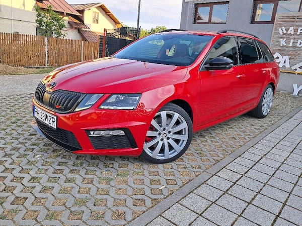 Skoda Octavia vRS cu 245 cai