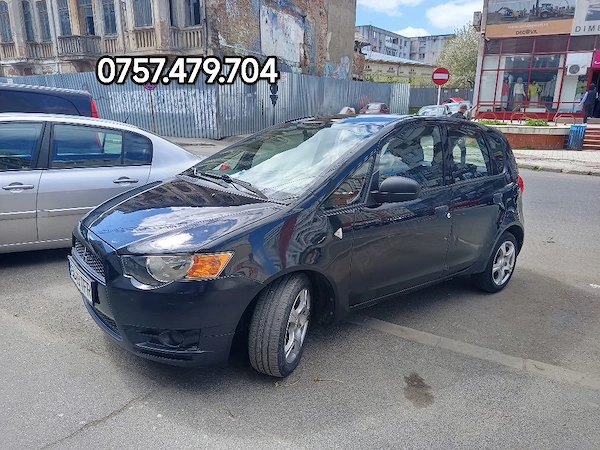 MITSUBISHI Colt