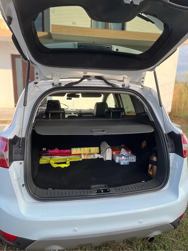 FORD Kuga 2012 — imagine 2