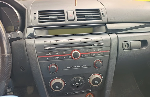 MAZDA 3 2005 — imagine 4
