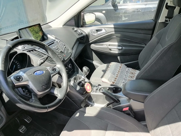 FORD Kuga 2015 — imagine 2