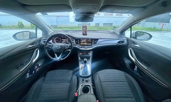 OPEL Astra 2018 — imagine 16