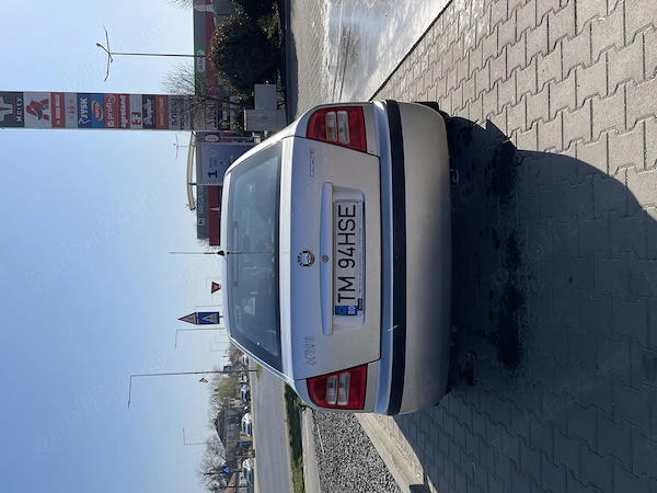 SKODA Octavia 2001 — imagine 5