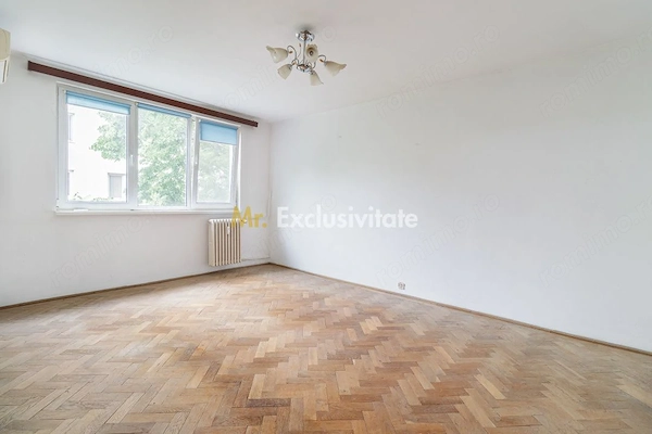 3 camere decomandat Cetatea de baltă Lujerului — fotografia 1