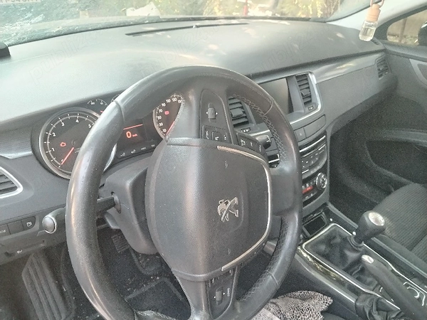 PEUGEOT 508 2011 — imagine 3