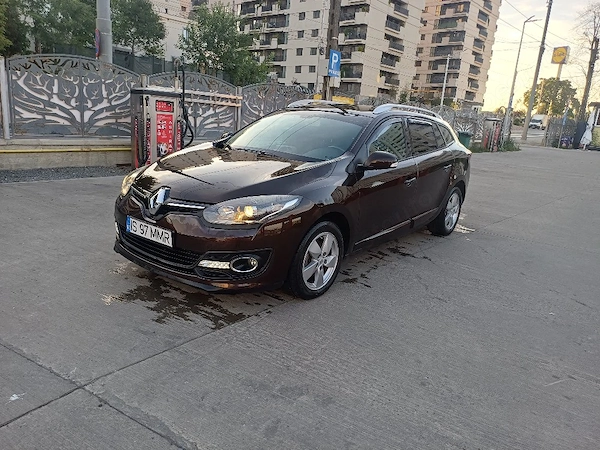 RENAULT Megane 2015 — imagine 2