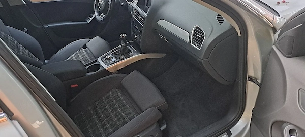 AUDI A4 2013 — imagine 8