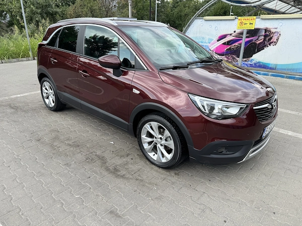 Vând Opel Crossland X, 2019, 1.5 D, Termic, DubluClim., MediaNav, Piele, Manuală 6+1, consum fff mic