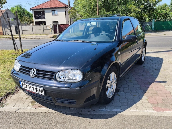Volkswagen Golf 4 Edition 1.6 16V benzina 2+1 usi Bine Dotat