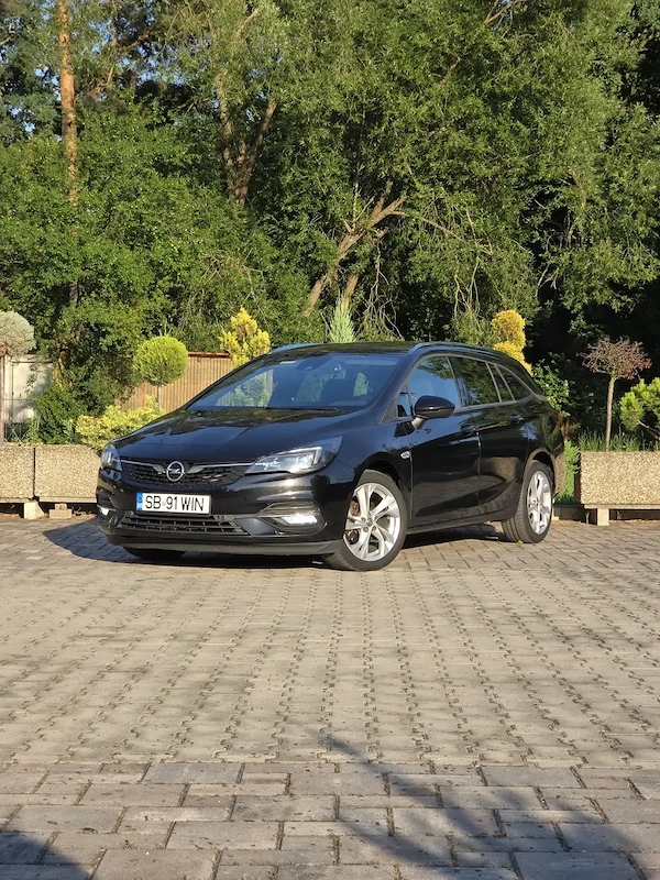 OPEL Astra 2021 — imagine 4
