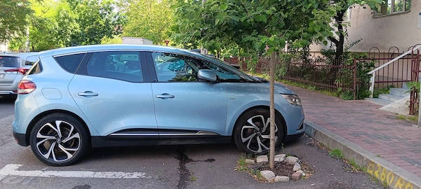 RENAULT Scenic 2019 — imagine 2