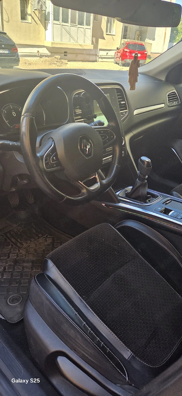 RENAULT Megane 2016 — imagine 3