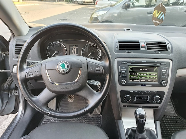 SKODA Octavia 2012 — imagine 9