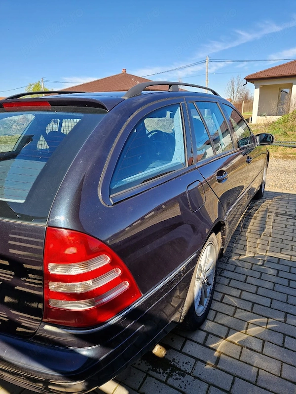 MERCEDES-BENZ C-Class 2005 — imagine 5