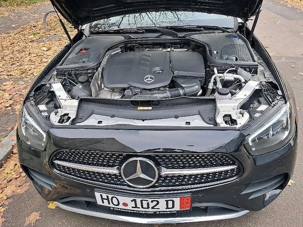 MERCEDES-BENZ E-Class 2022 — imagine 10