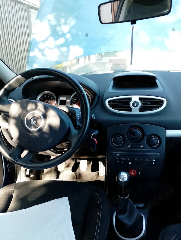 RENAULT Clio 2010 — imagine 2