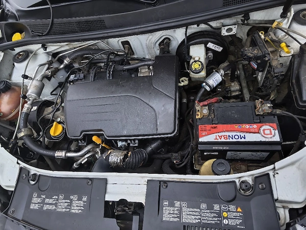 DACIA Logan 2015 — imagine 2