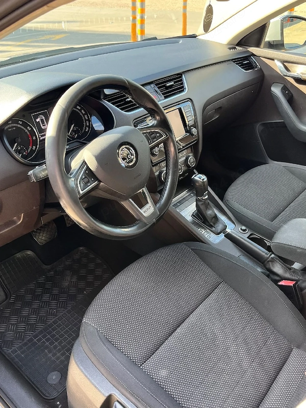 SKODA Octavia 2015 — imagine 6