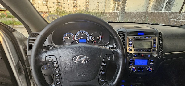 HYUNDAI Santa Fe 2010 — imagine 3