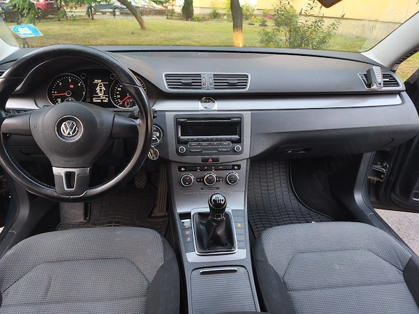 VOLKSWAGEN Passat 2012 — imagine 6