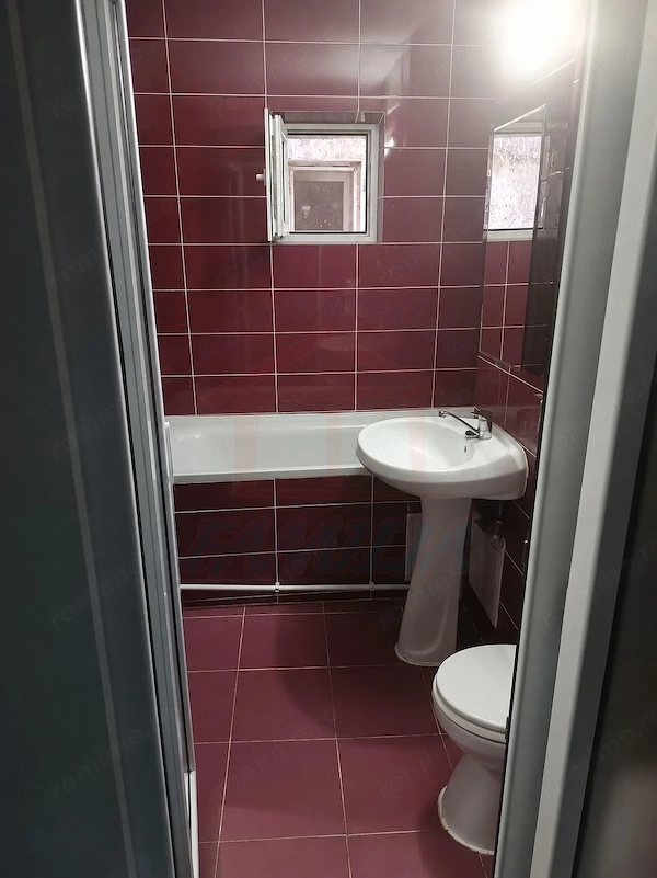 Apartament luminos cu 2 camere decomandate, 50 mp, Micro 16 — fotografia 1