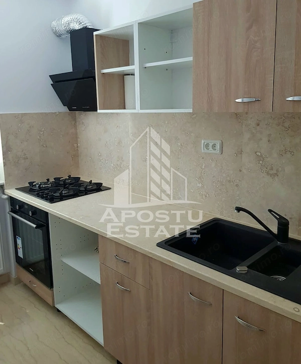 Apartament 3 camere Ultracentral cu loc de parcare — fotografia 1