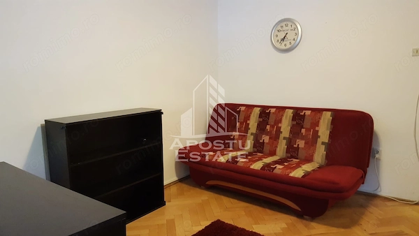 Apartament cu 2 camere decomandat, zona Spitalului Judetean — fotografia 3
