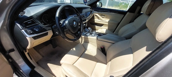 BMW 5 Series 2012 — imagine 8
