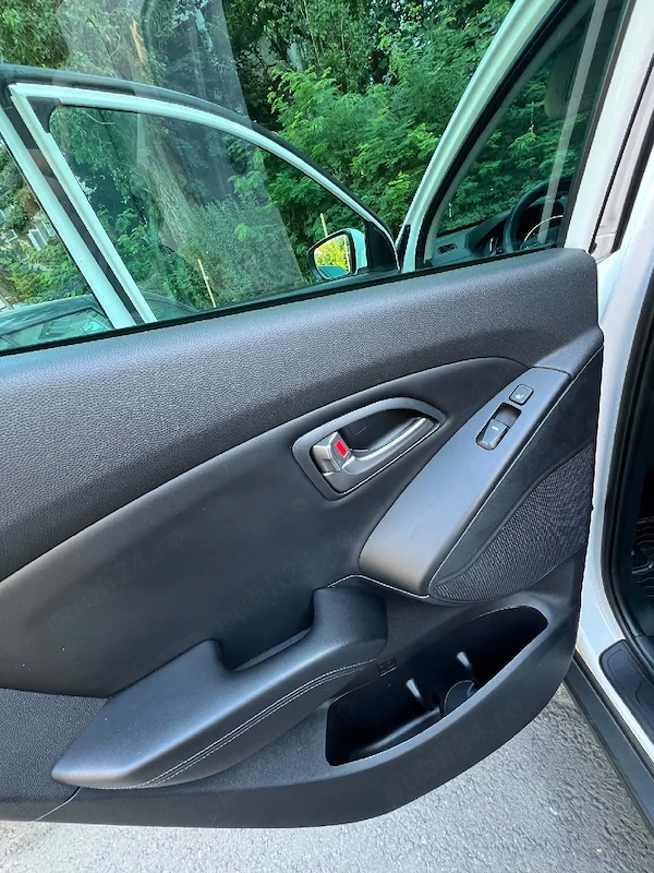 HYUNDAI ix35 2014 — imagine 10