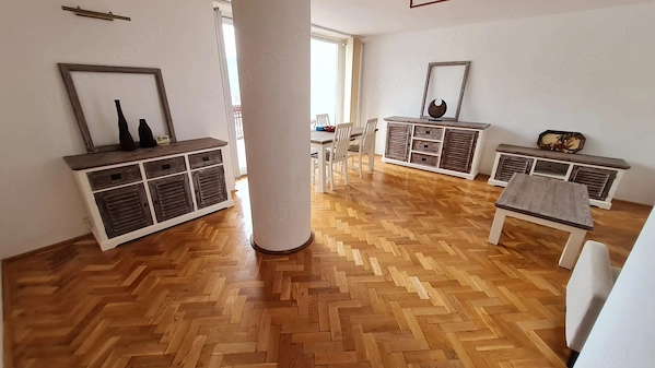 Apartament 3 camere zona Universitatea Transilvania — fotografia 3