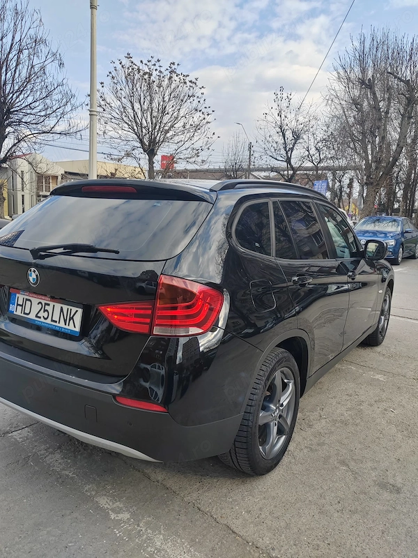 BMW X Series (Generic) 2011 — imagine 2