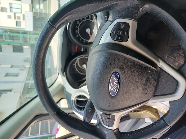 FORD Fiesta 2009 — imagine 2