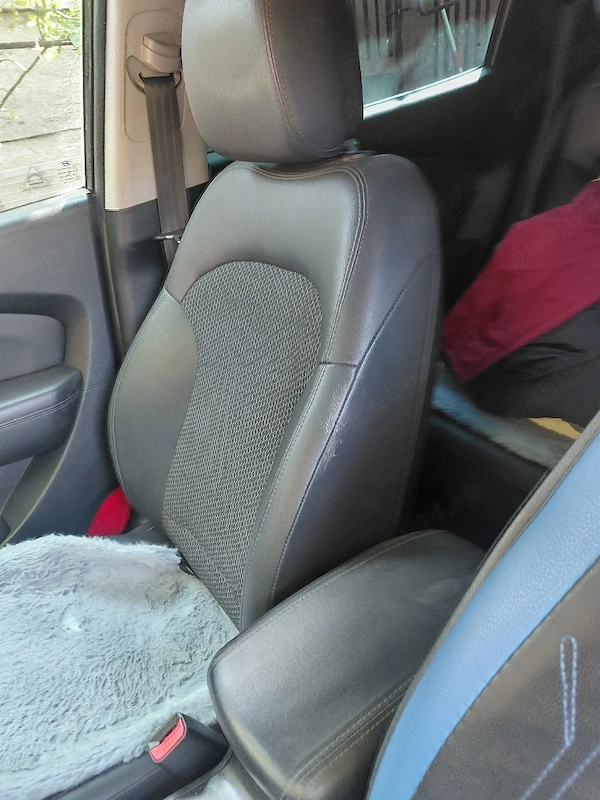 HYUNDAI ix35 2011 — imagine 3