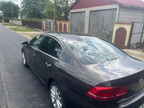 VOLKSWAGEN Passat 2013 — imagine 4