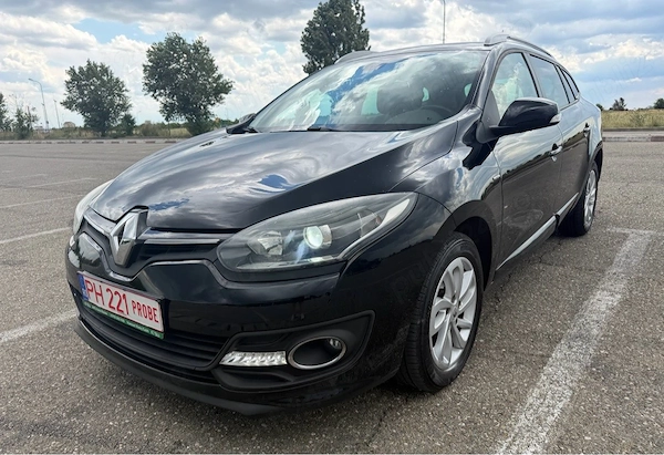 RENAULT Megane