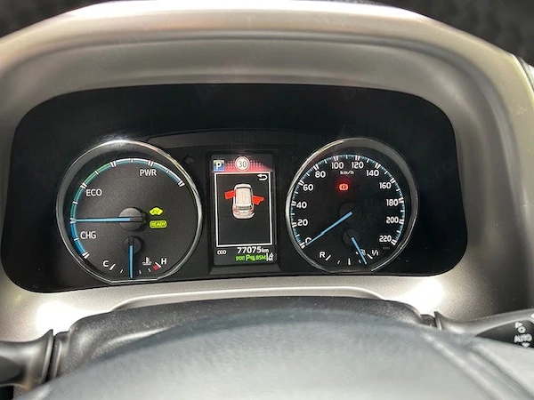 TOYOTA RAV4 2017 — imagine 2