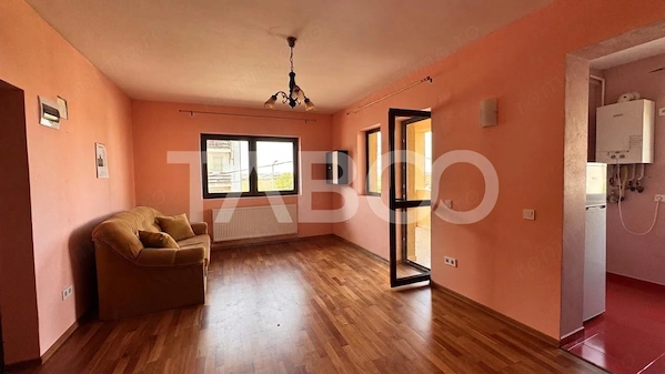 Apartament 2 camere de inchiriat mobilat utilat 50 mpu Tilisca Sibiu — fotografia 1