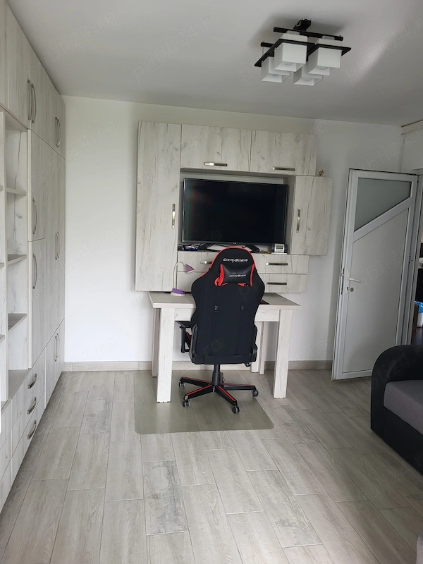 Apartament de închiriat în Vâlcea — fotografia 3