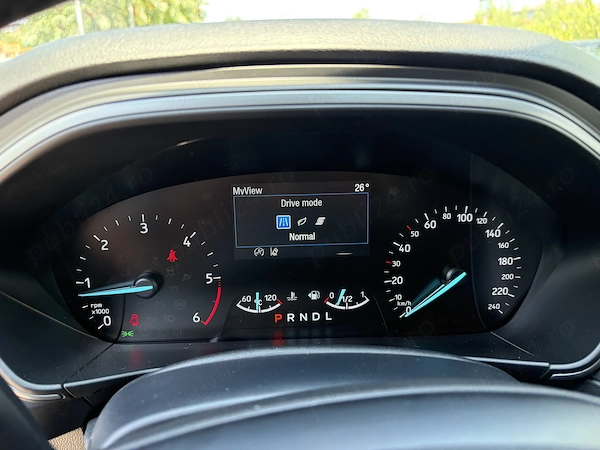 FORD Focus 2022 — imagine 9