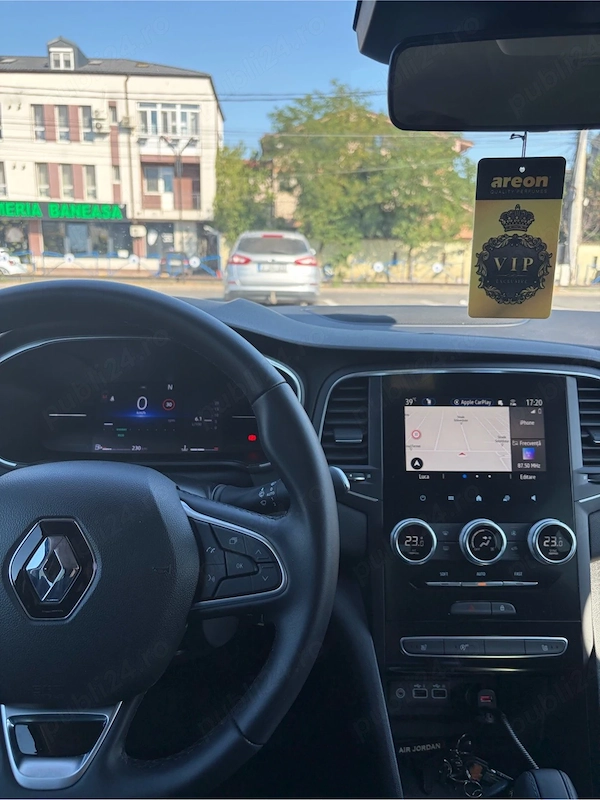 RENAULT Megane 2025 — imagine 2
