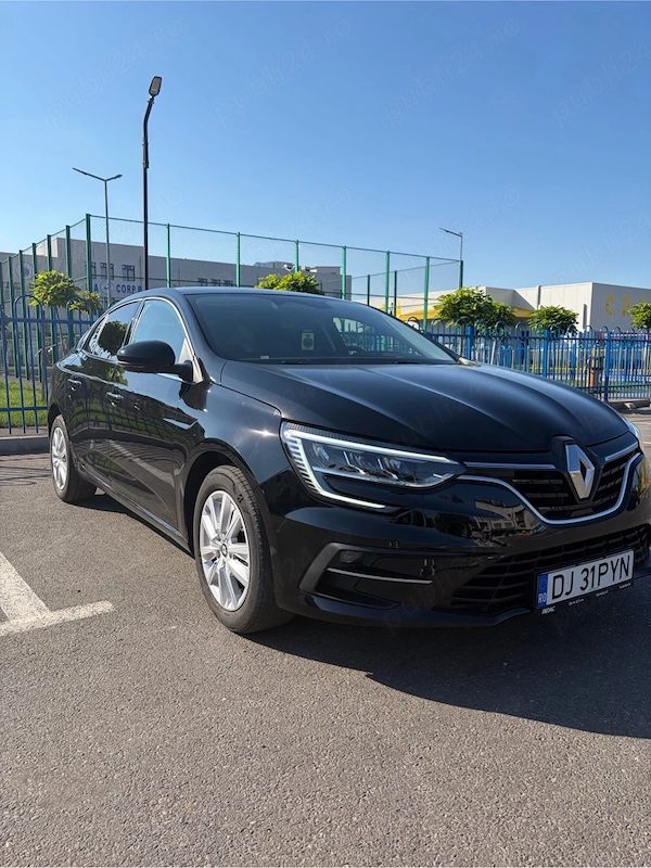 RENAULT Megane 2025 — imagine 4