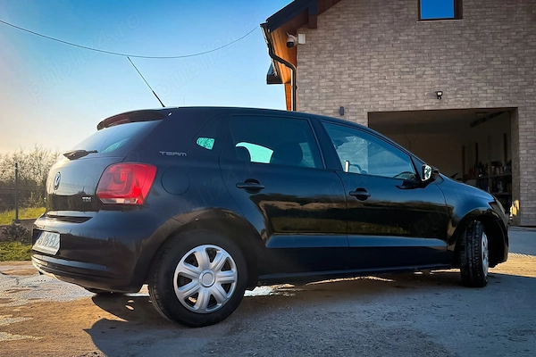 VOLKSWAGEN Polo 2011 — imagine 2