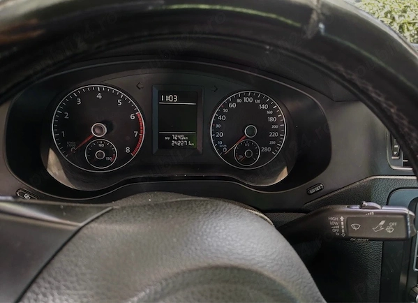 VOLKSWAGEN Jetta 2011 — imagine 2