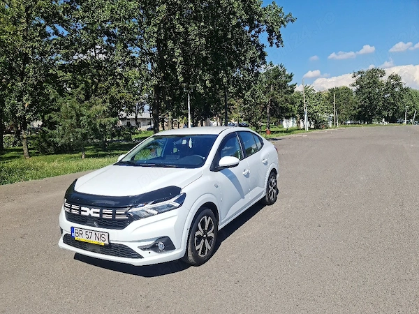 DACIA Logan 2023 — imagine 2