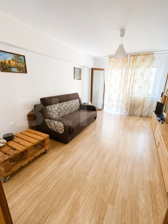 Apartament 3 camere, 68 mp, zona Astra — fotografia 3