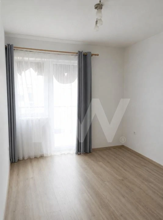 Apartament modern cu 3 camere, 2 balcoane și parcare inclusă — fotografia 3