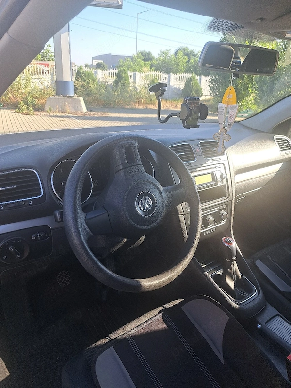 VOLKSWAGEN Golf 2010 — imagine 4