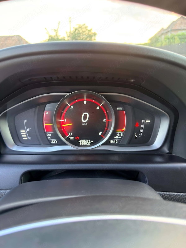 VOLVO XC60 2016 — imagine 4